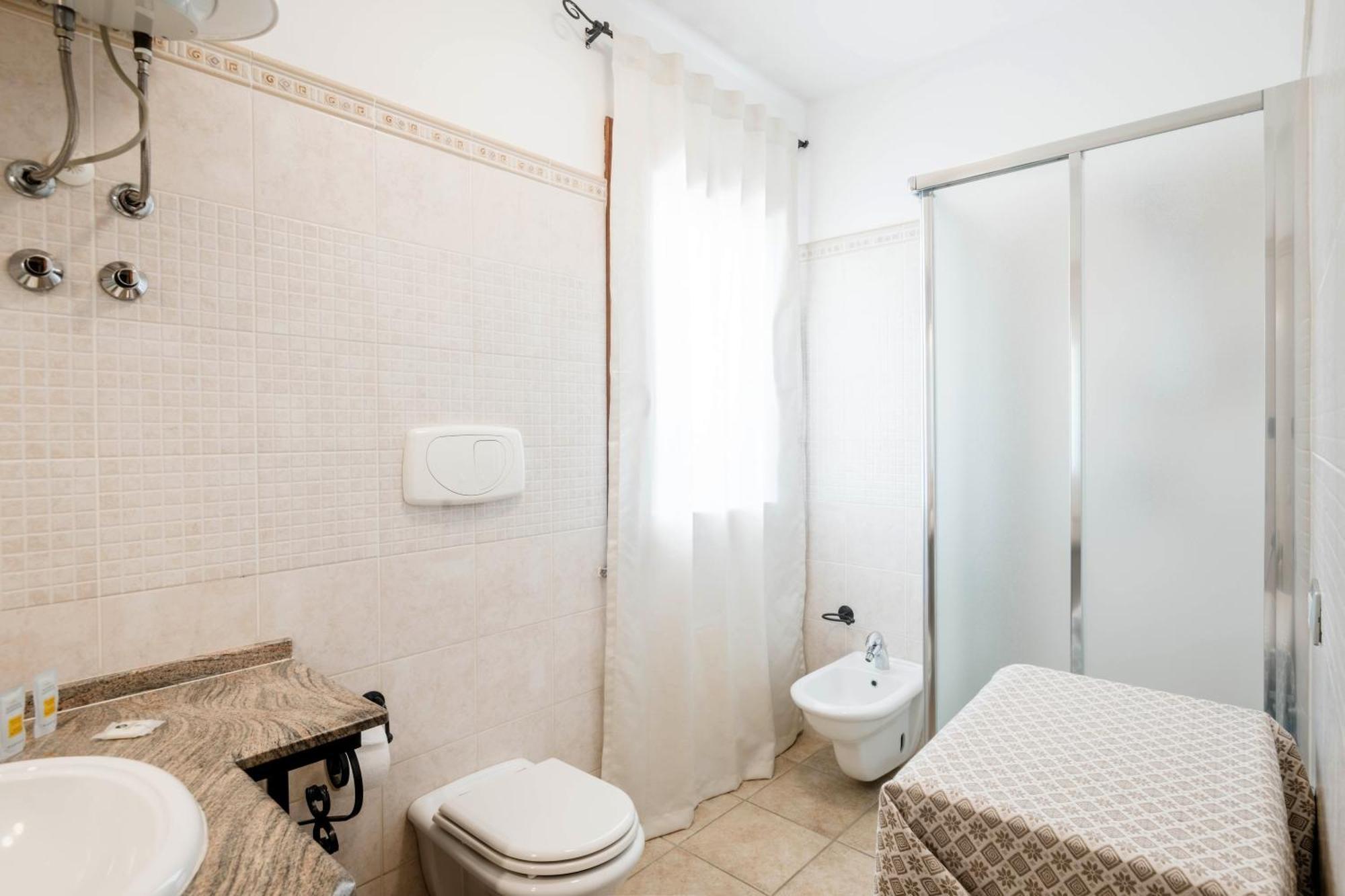 Sunway Luxury Apartments 2 ألغيرو المظهر الخارجي الصورة